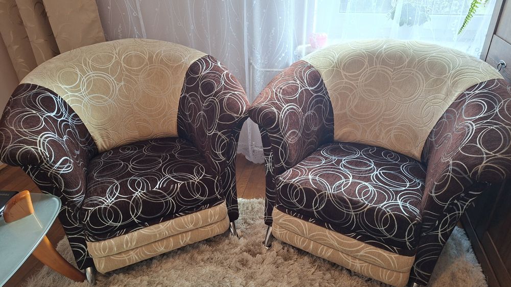 Fotele używane, bardzo wygodne.