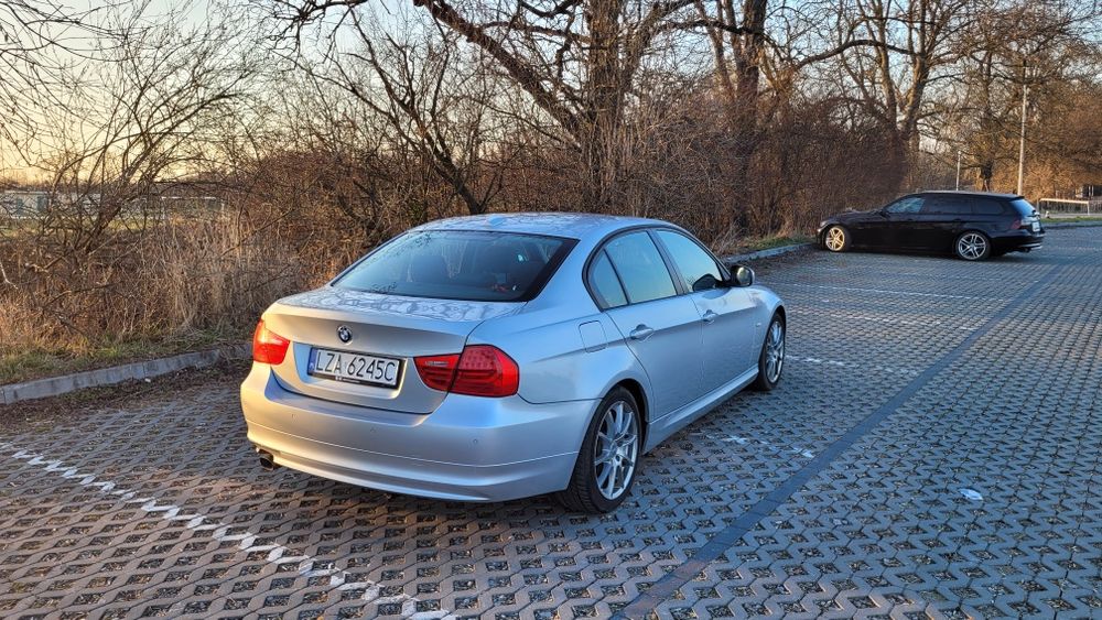 BMW e90 LCI 320d 184km 2010r