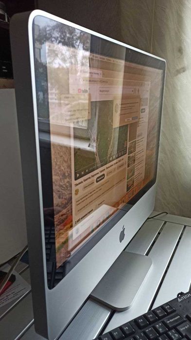 Apple iMac (20-inch, mid 2007) у відмінному стані