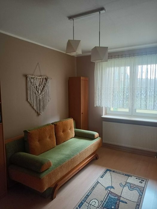 Wynajmę mieszkanie 50m, 2 pokoje, parter.