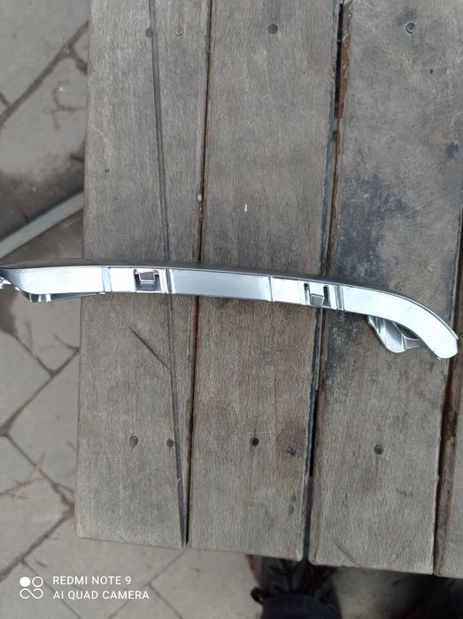 Osłona klamki drzwi lewych przednich Ford Mondeo MK4 G4P15