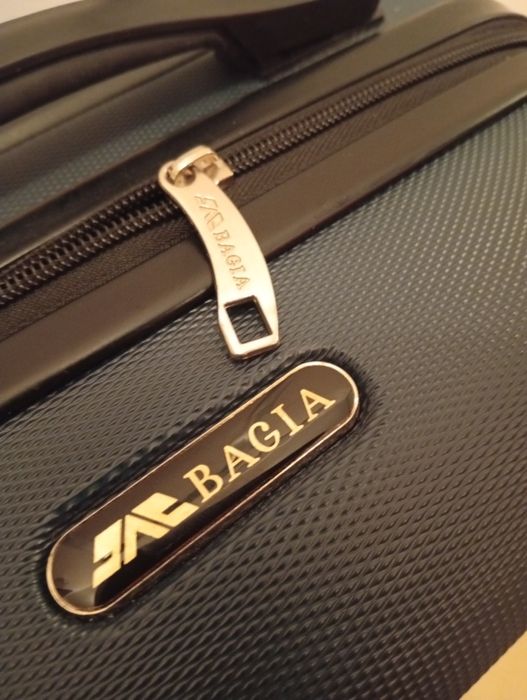 Walizka kabinowa BAGIA