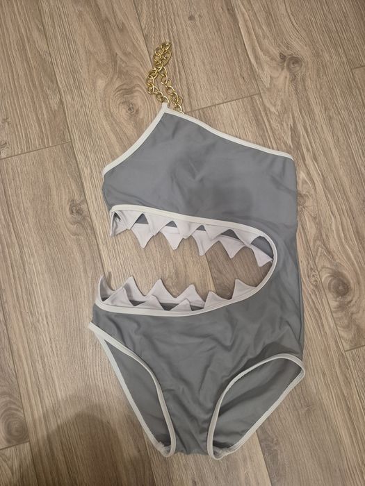 Strój kompielowy jednoczęściowy XS w stylu rekina