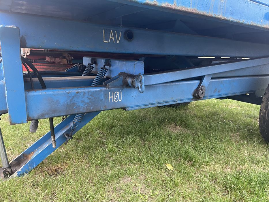 Przyczepa wywrotka wysoke skladowanie