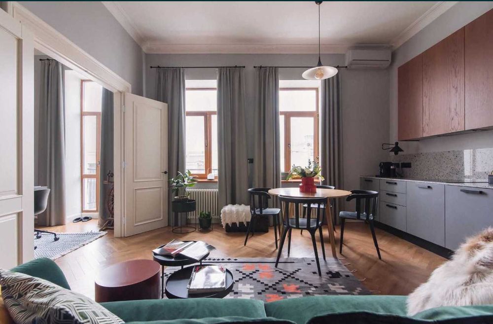 Золоті Золотые Ярославов град Костьольна Костельная Печерськ Центр