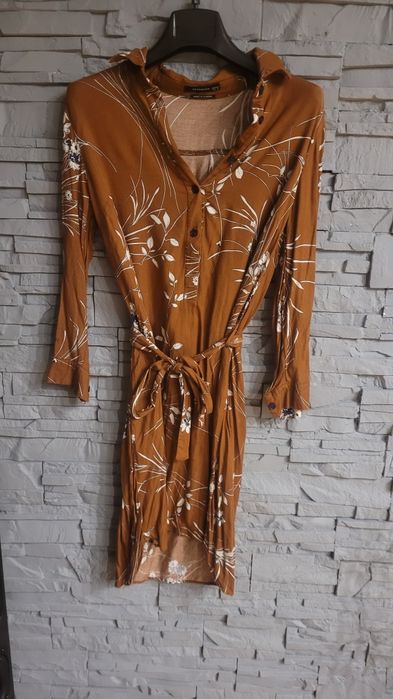 Sukienka reserved 34