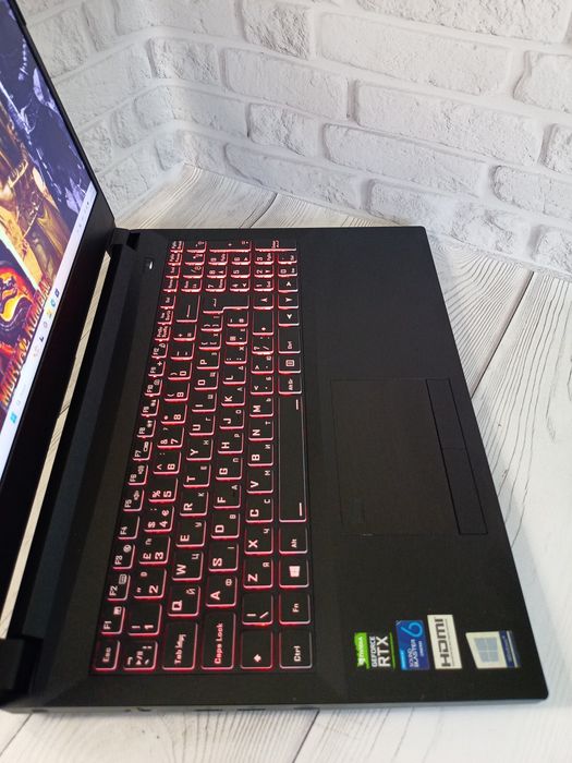 Геймерський ноутбук PC Specialist Clevo NH50AF1 Ryzen 7  RTX 2060