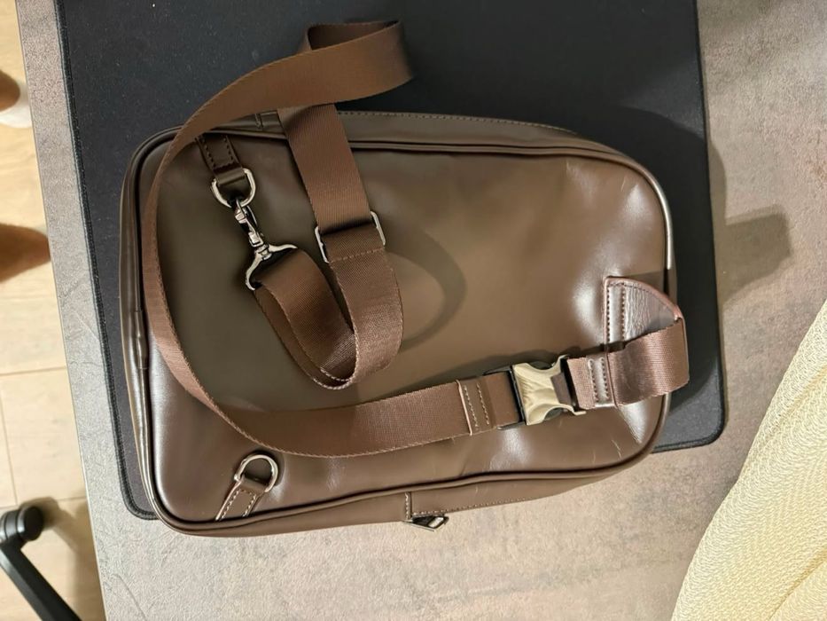 Чоловіча сумка слінг Karl Lagerfeld K/Monogram оригінал коричнева месенджер рюкзак через плече.Мужка сумка через поече олд мані old money bag