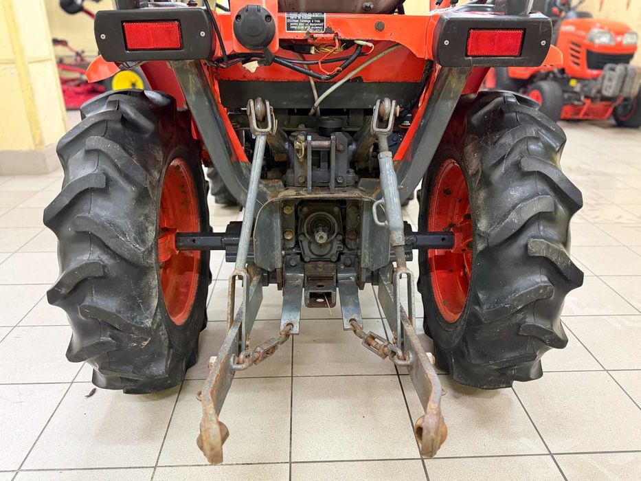 Traktorek Mini traktor Ciągnik Kubota B1710 Wspomaganie kierownicy 848 Motogodzin