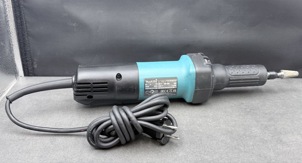 Jak Nowa. MAKITA Szlifierka prosta GD0600 400W