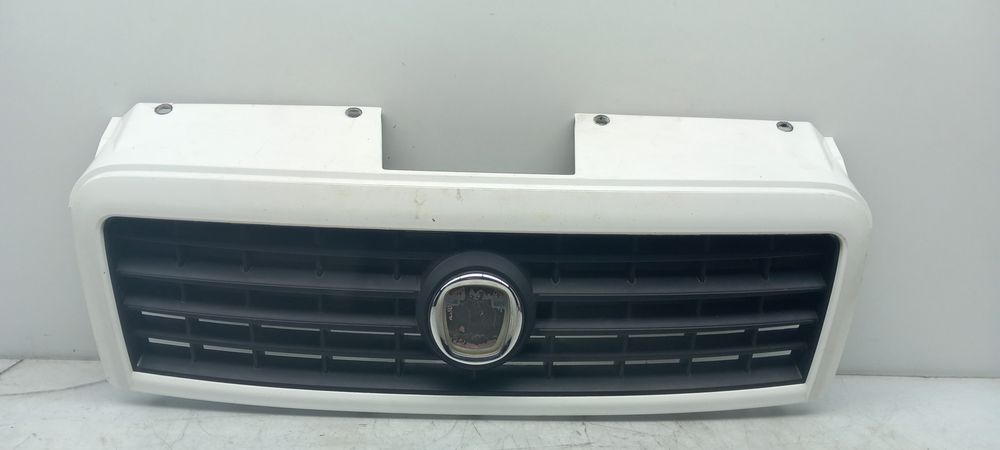 Grelha frente FIAT Doblo Cargo (223_)