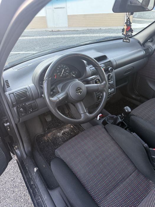 Opel Corsa B 1.4 SI