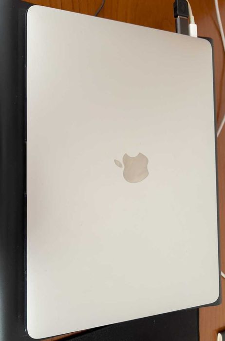 MacBook Pro 2019 A170864354232136449123