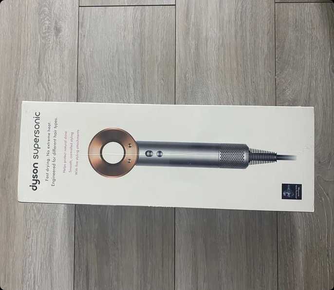 NOWA Inteligentna suszarka do włosów Dyson HD08