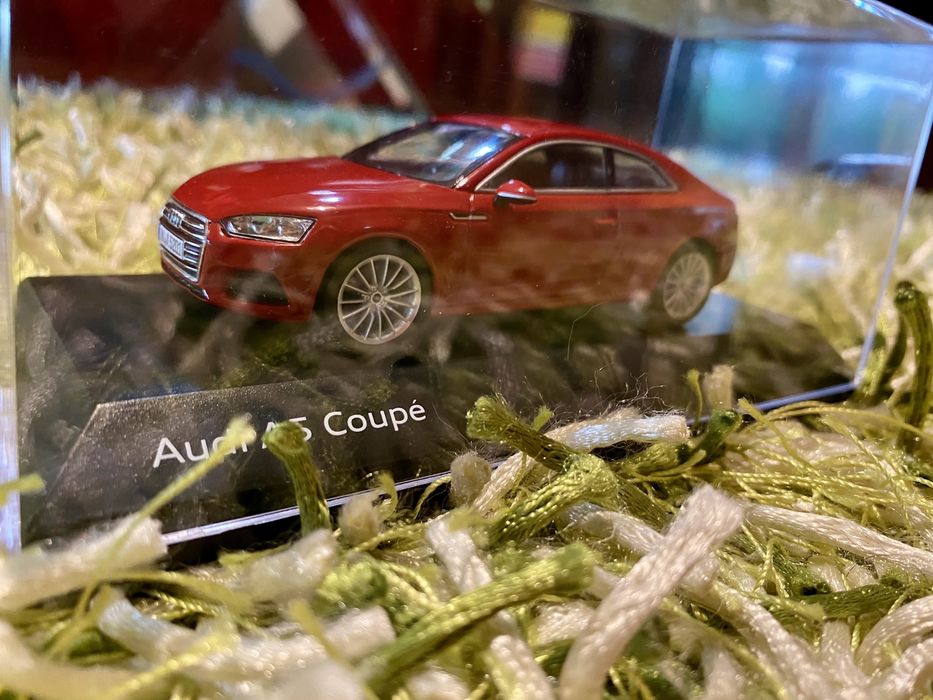 Audi A5 1:43 Minimax