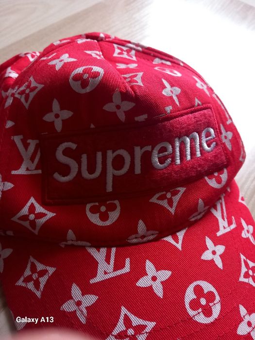 LV supreme czapeczka uniwersalna