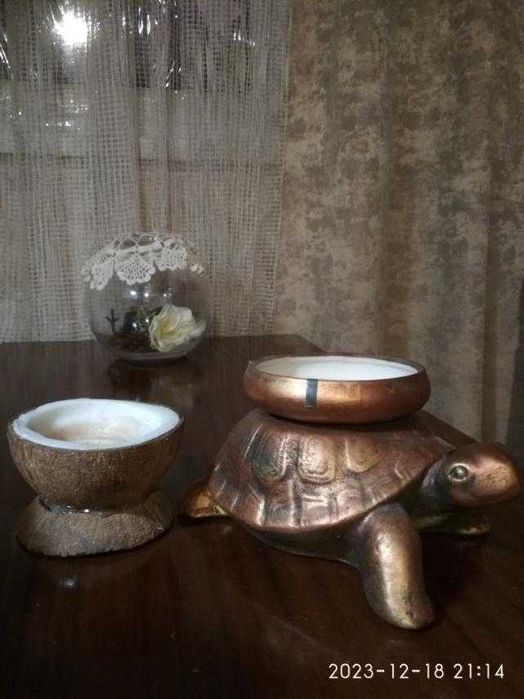 Это и подсвечник и горшочек для цветка