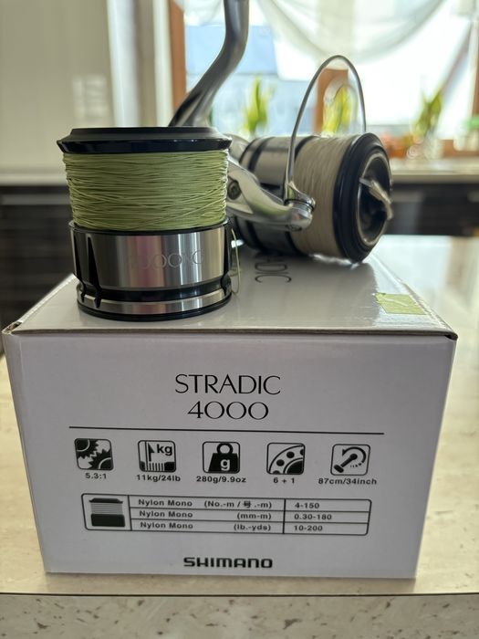 Kolowrotek Stradic FL 4000