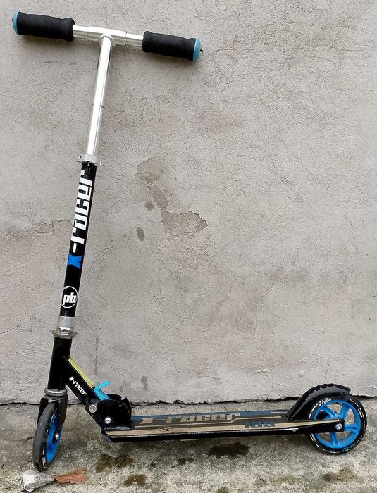 Hulajnoga dziecięca x-racer, składana plus kask Mickey