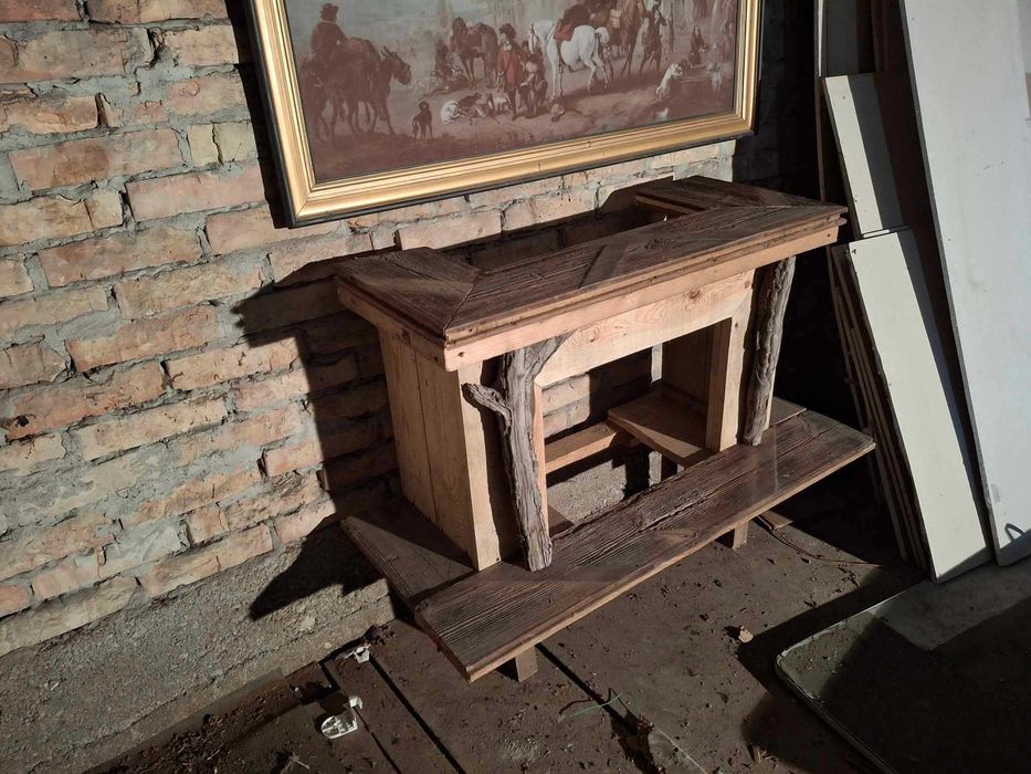 Kominek ozdobny w starym wykonaniu