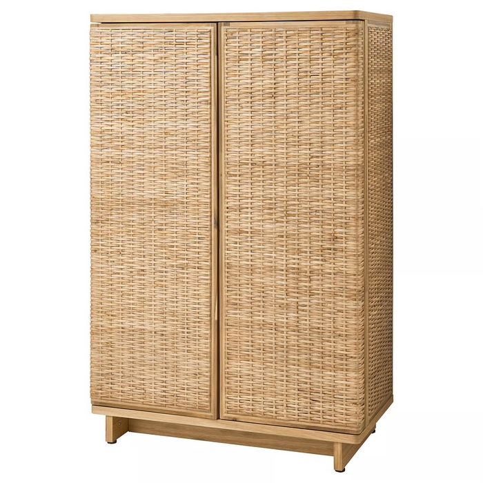 Armário IKEA FRYKSAS em Rattan – Muito Bom Estado