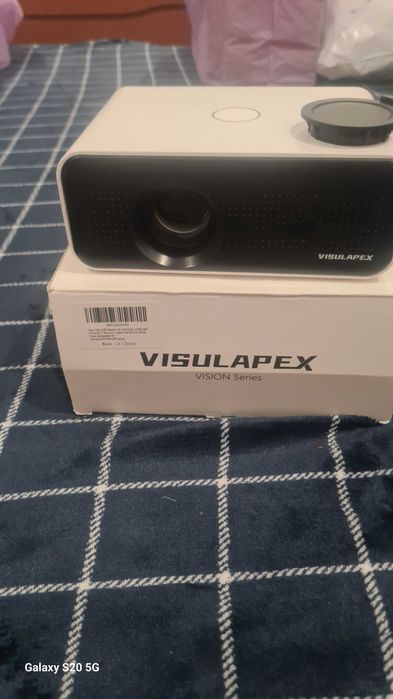 Brand-new and top-tier projector64751068000897121