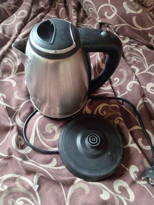 Електрочайник DELFA