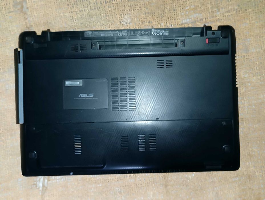 Корпус от ноутбука Asus X55A нижняя часть в сборе