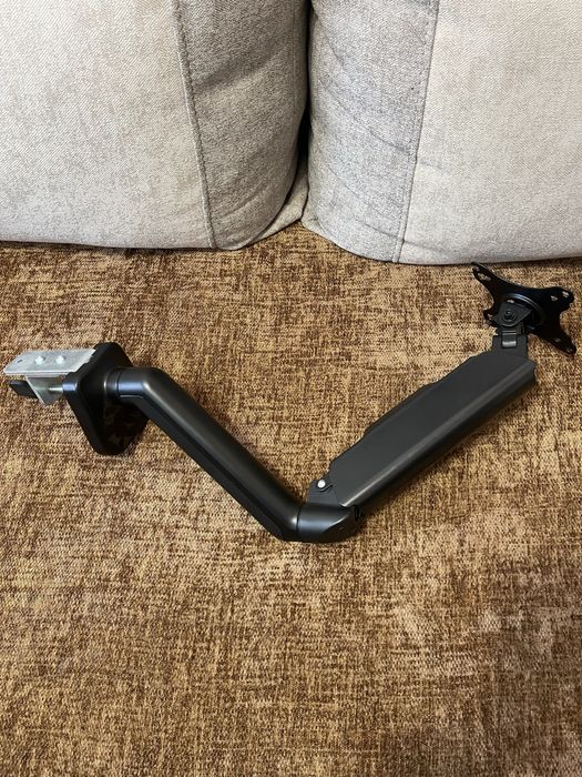 Держатель монитора пантограф