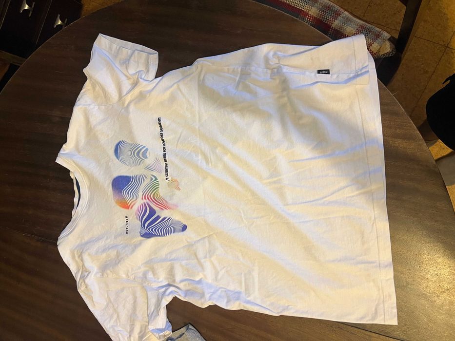 T-shirt Tiffosi Branca Estampado Colorido