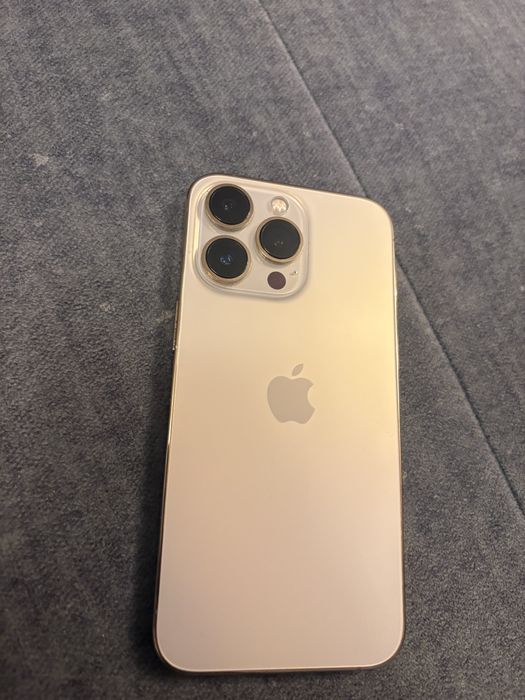 Sprzedam iphone 13 pro