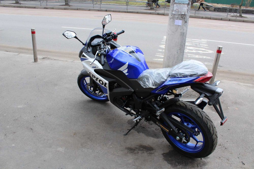 Мотоцикл ML250 CBR (REPSOL)