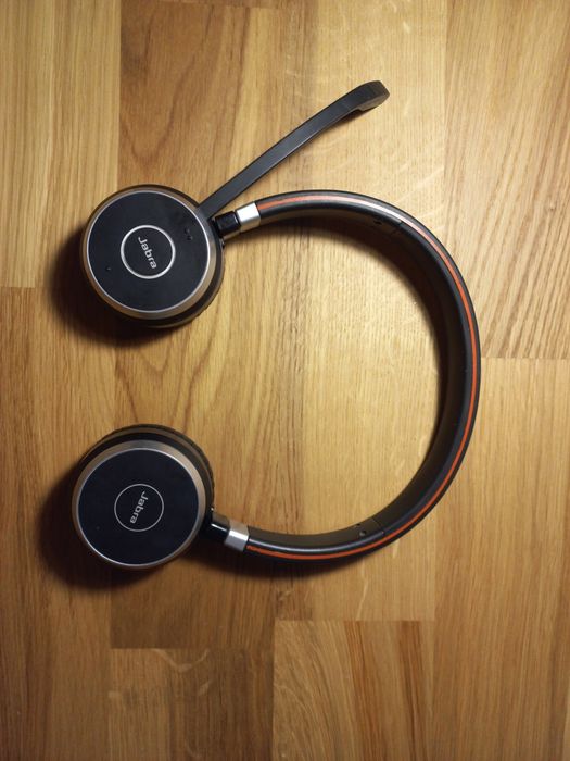 Продам блютуз наушники Jabra Evolve 65