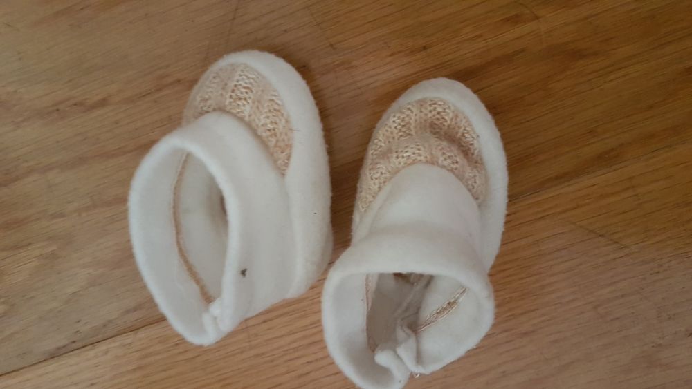 Bonecos em porcelana Menino/Menina