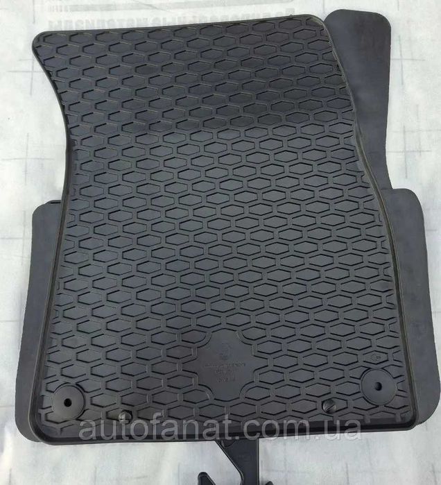 Audi e-tron | Коврики в салон Ауді | Килимки в авто | Резинові, Чехія