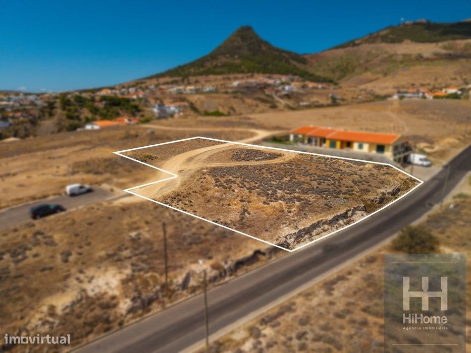 Terreno com 2560 m2 na Ilha do Porto Santo