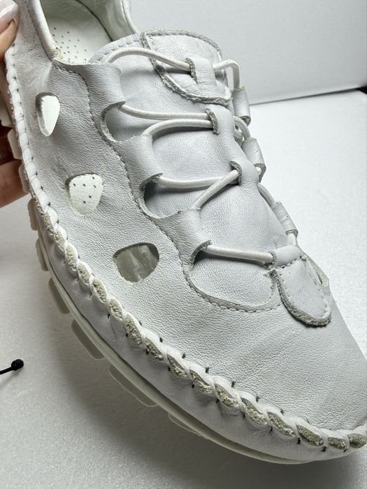 Półbuty skórzane białe Gemini r. 37  typu slip-on / komfortowe