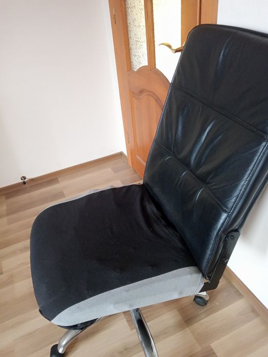 Продається крісло