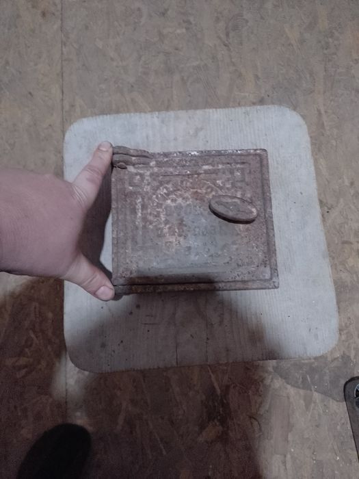 Продам дверцу для печи