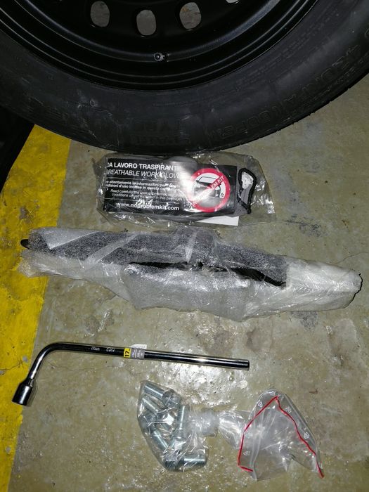 Pneu suplente Mercedes GLB/outros carros