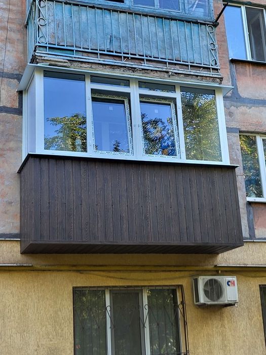 Балкони під ключ. Металопластикові вікна.Євідновлення. УютПласт.