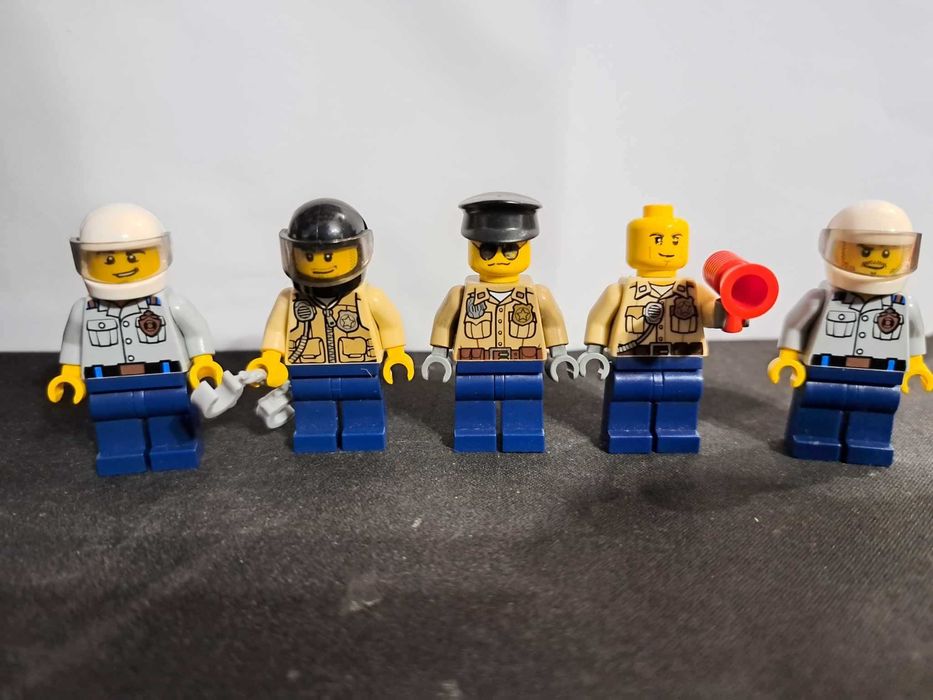 Lego CITY Policjanci z Bagien