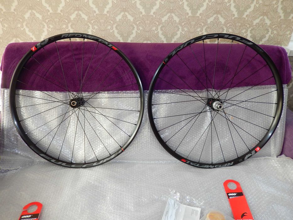 Вилсет, колеса Fulcrum RED METAL 29" / RED Fire 27.5" покришка