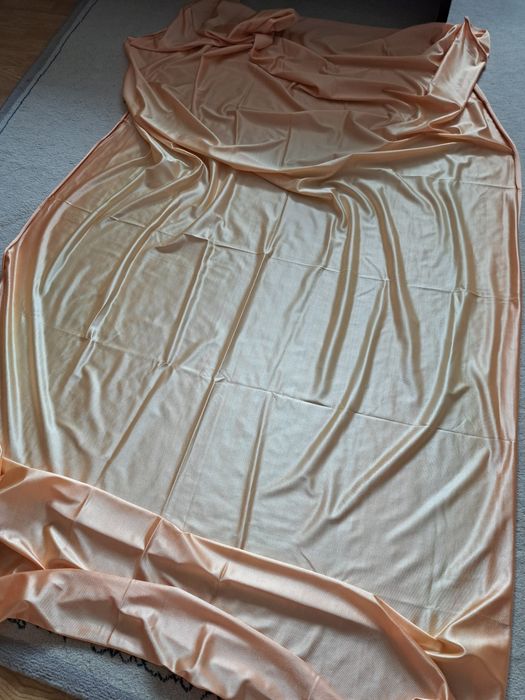 Materiał zasłony 2 części po 140x260