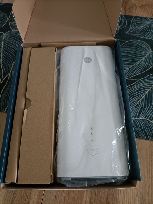 Routrer  SpeedBox 5G CPE 3 H135-380
