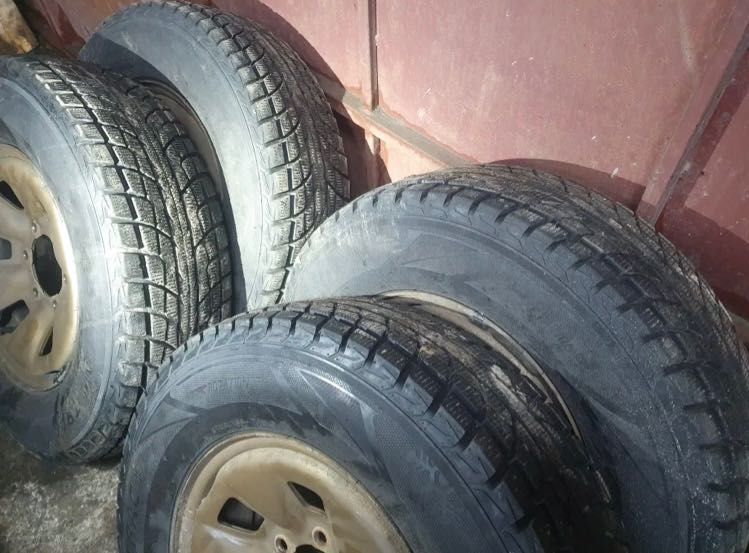 TOYOTA HIACE 4X4 2008г.в. Колёса в сборе