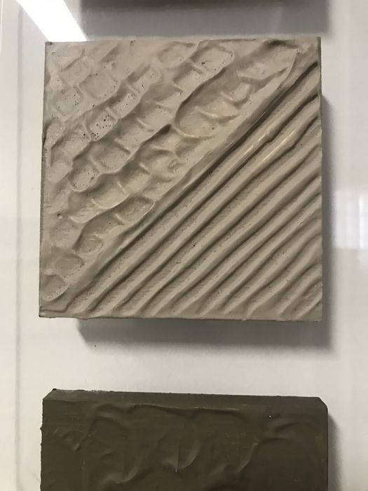 Quadro em acrílico e madeira texturada e  pintada