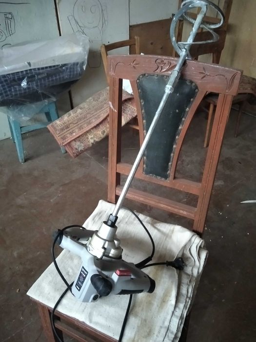 Будівельний Міксер FORTE Hm 1111 Vr