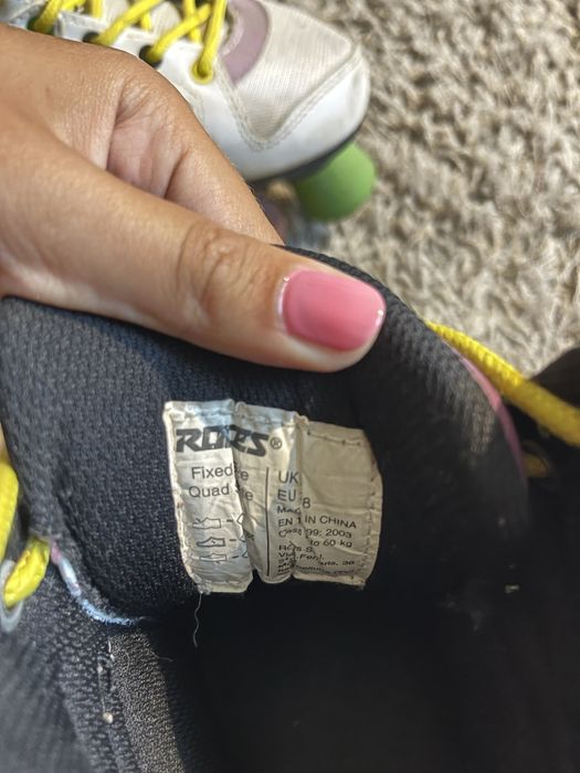 Patins de 4 rodas numero 38