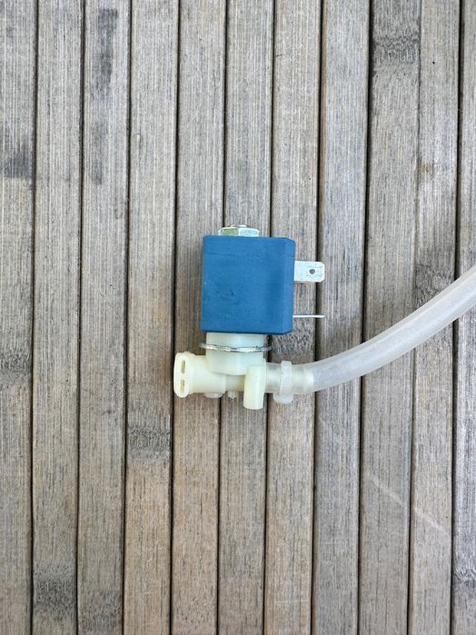 Elektrozawór CEME do ekspresu Lavazza A Modo Mio Jolie Evo Czarny